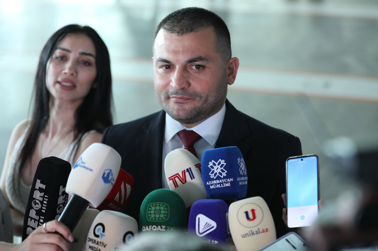 AzMİU-nun yaradılmasının 50-ci ilində təntənəli Məzun Günü - FOTOLAR